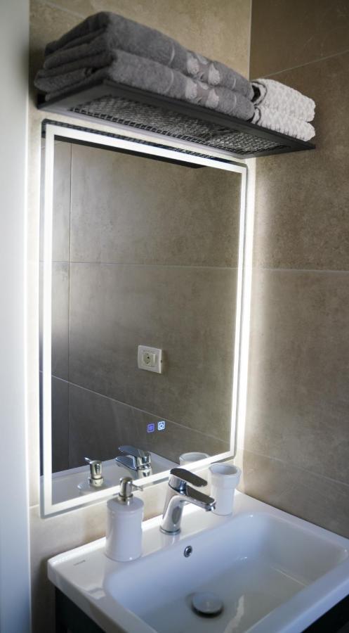 Stylish Apartment Near Tirana Center Εξωτερικό φωτογραφία